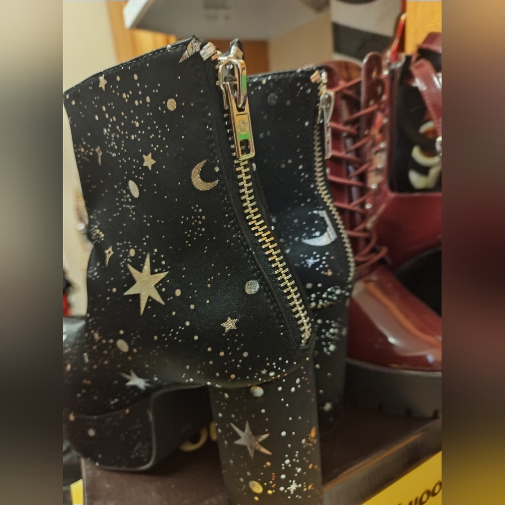 Current Mood Black Starry Ankle Boots - Picture 5 of 6